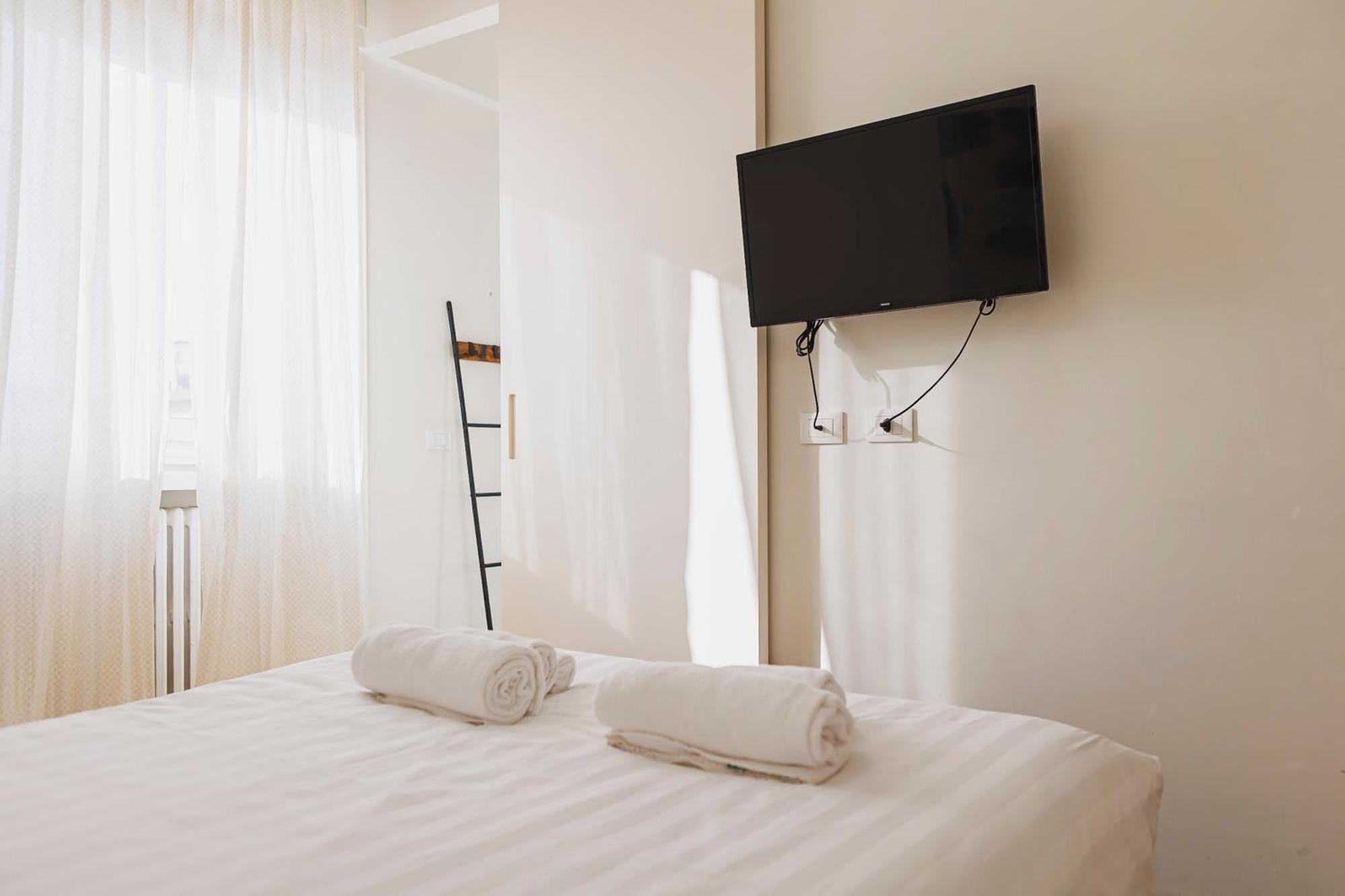 Luminoso Apt In Porta Venezia Milan Extérieur photo